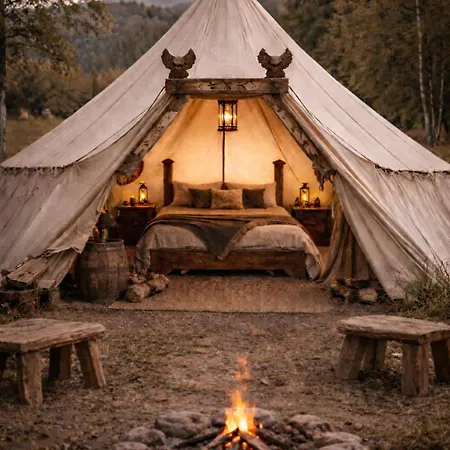 Gjestgiverier Jorundgard Vikingcamp Sel