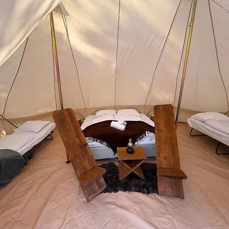 Jorundgard Vikingcamp Konukevi Sel