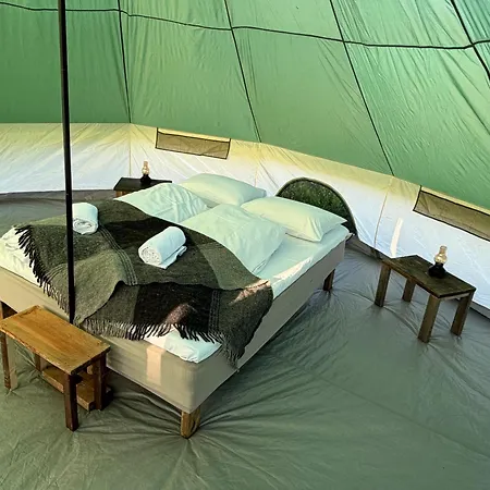 Gjestgiverier Jorundgard Vikingcamp Sel