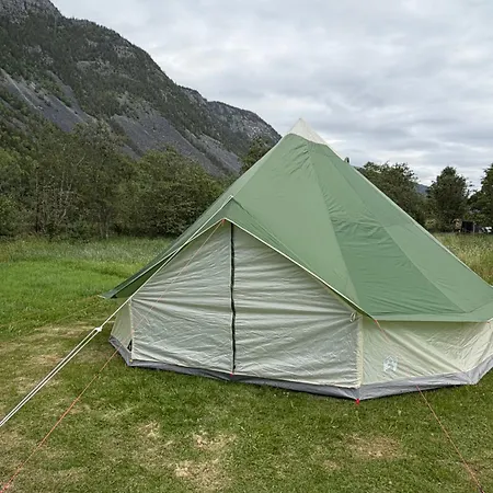Jorundgard Vikingcamp
