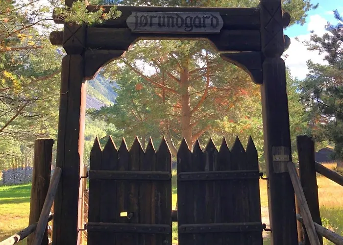 Jørundgard Vikingcamp * Sel