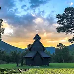 Jorundgard Vikingcamp * Sel